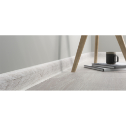 Sockelleiste IZZI 763 2,5M