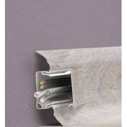 IZZI 763 2,5M skirting board