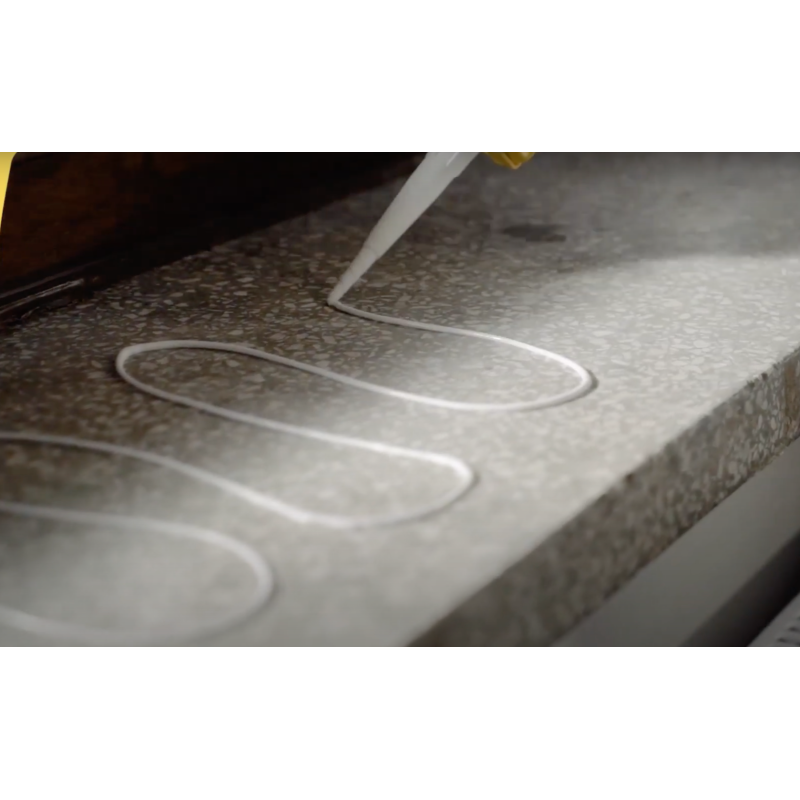 Universaalne montaažiliim 290 ml