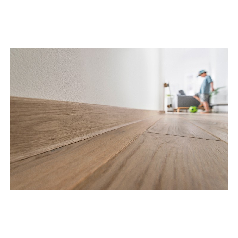 ESQUERO DUO 650 2.5M plinthe